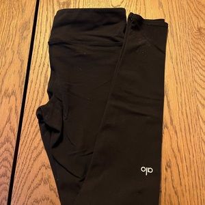 Black Alo Leggings